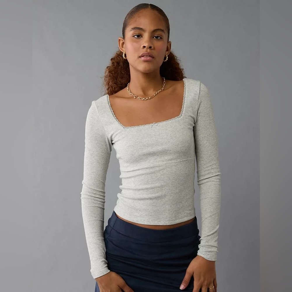 NWOT American Eagle Square Neck Lace Long-Sleeve Tshirt